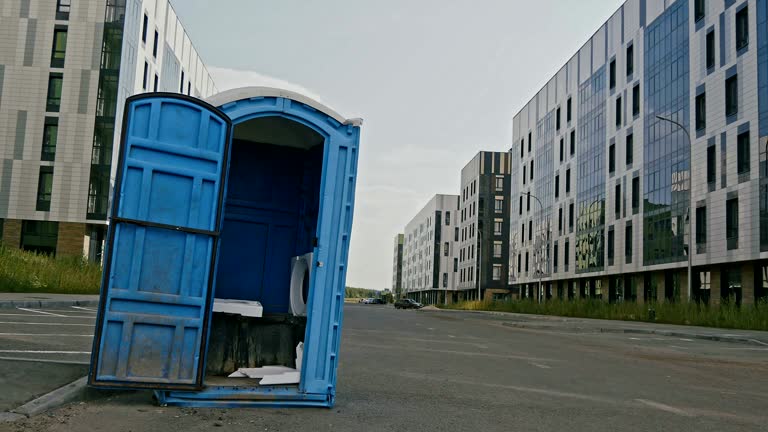 Best Portable Restroom Servicing (Cleaning and Restocking)  in Longmont, CO